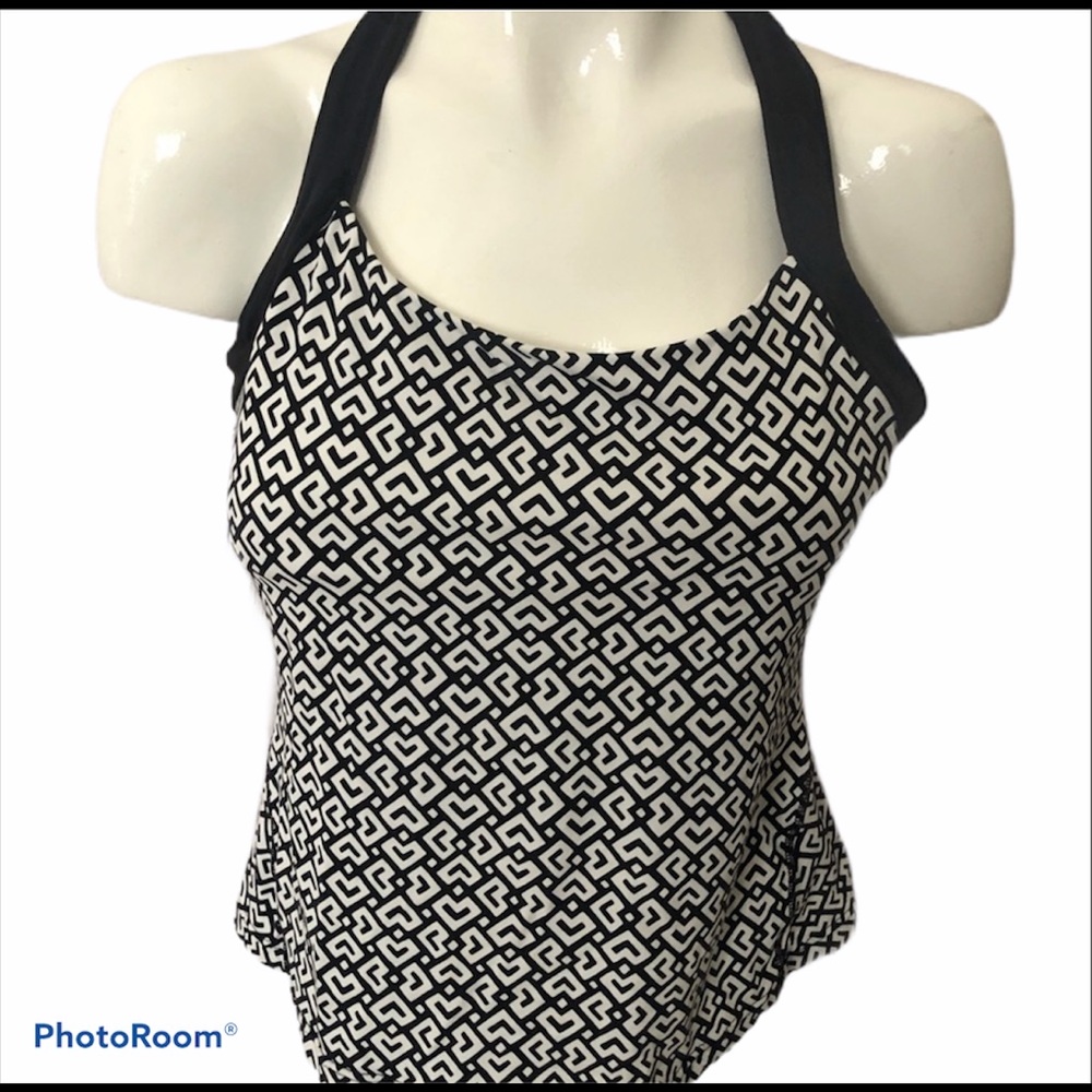 Lucy black&white razorback tank size large EUC